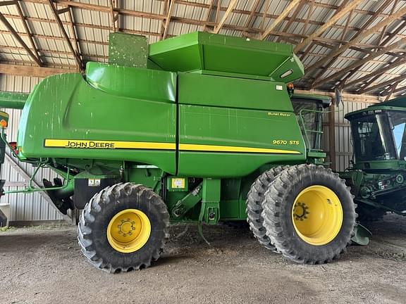 Image of John Deere 9670 STS Primary image
