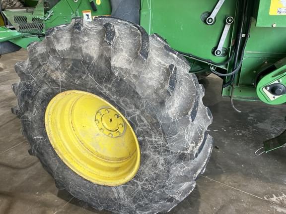 Image of John Deere 9770 STS equipment image 2