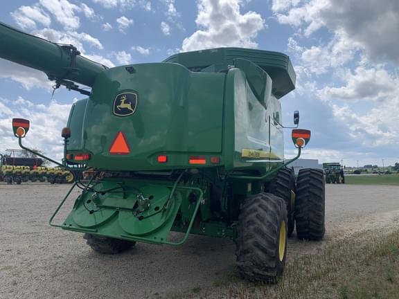 Image of John Deere 9870 STS equipment image 4