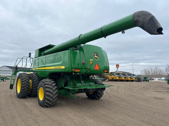 Image of John Deere 9870 STS equipment image 2