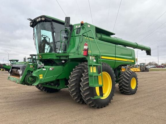 2011 John Deere 9870 STS Equipment Image0