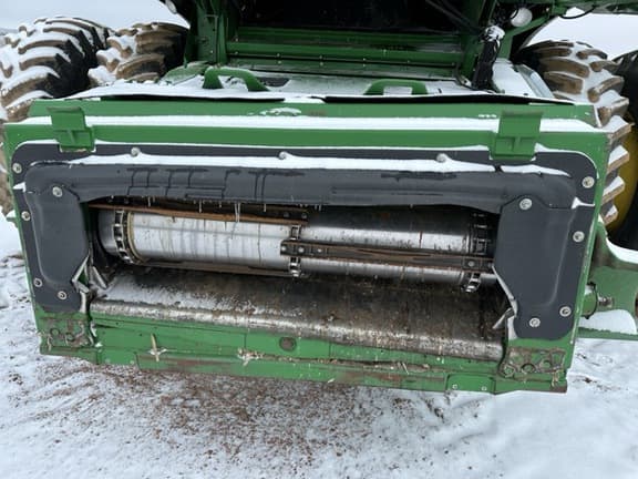 Image of John Deere 9870 STS equipment image 4