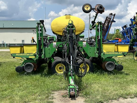 Image of John Deere DB44 equipment image 2