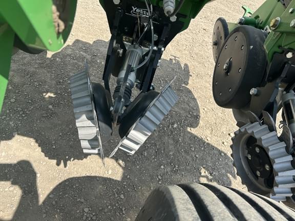 Image of John Deere DB66 equipment image 2