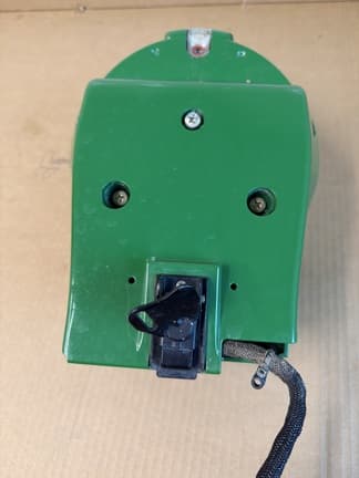 Image of John Deere StarFire 3000 equipment image 4