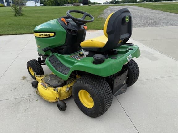 Image of John Deere X300 equipment image 2