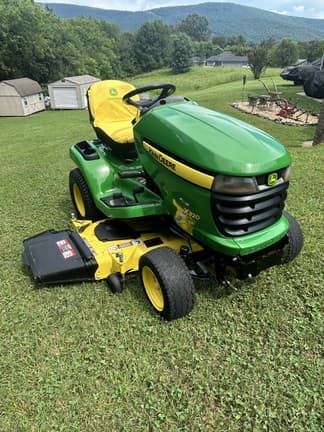 Image of John Deere X320 Primary image