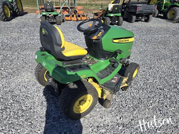 Image of John Deere X324 equipment image 1