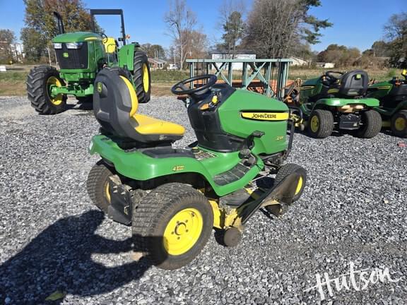 Image of John Deere X324 equipment image 3