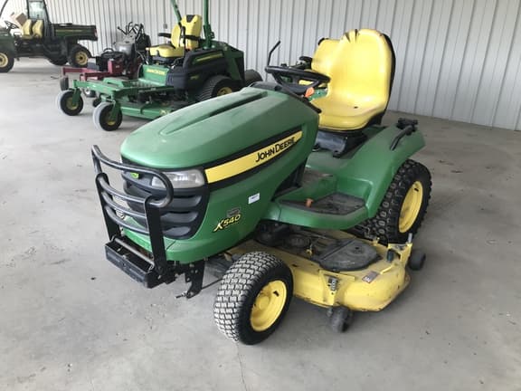 Image of John Deere X540 equipment image 1