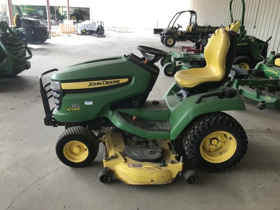 Image of John Deere X540 equipment image 2
