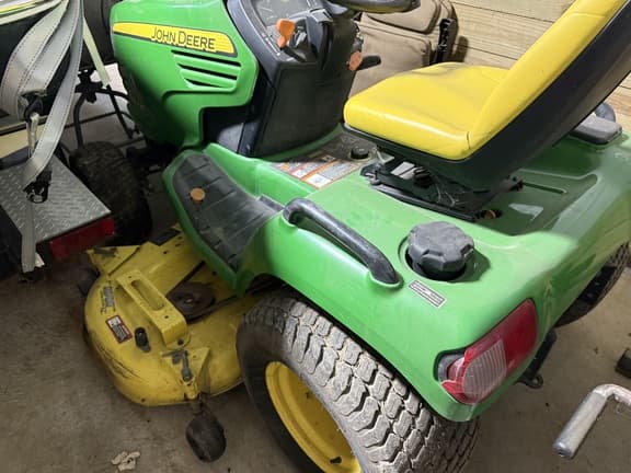 Image of John Deere X720 equipment image 4