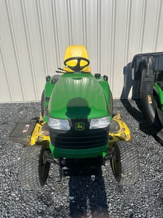 Image of John Deere X720 equipment image 1