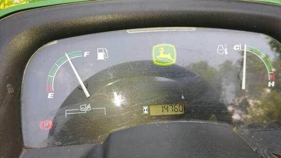 Image of John Deere X720 equipment image 2