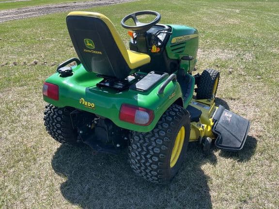 Image of John Deere X729 equipment image 4