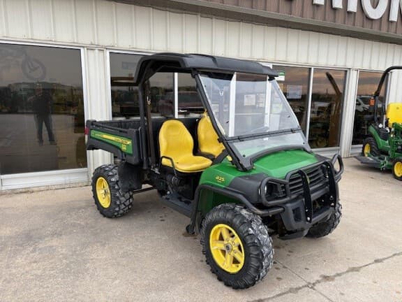 Image of John Deere Gator XUV 825i equipment image 1