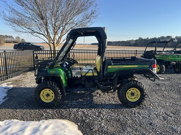 2011 John Deere Gator XUV 825i Equipment Image0