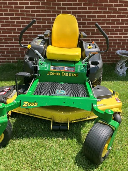 2011 John Deere Z655 Equipment Image0