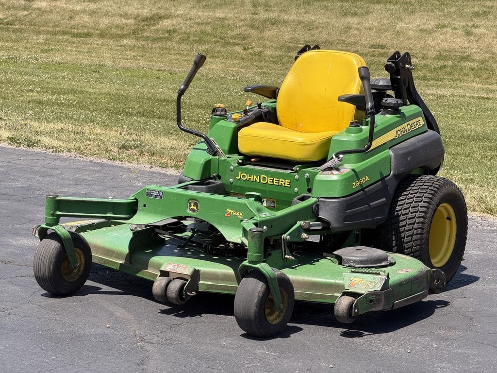 2011 John Deere Z960A Equipment Image0