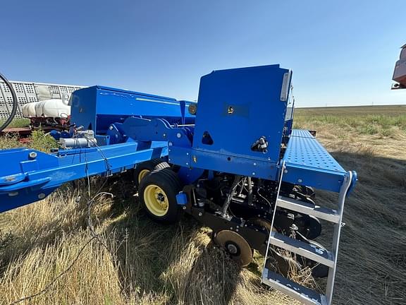Image of Landoll 5530 equipment image 4