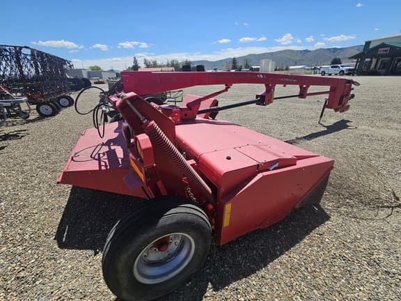 Image of Massey Ferguson 1372 equipment image 4