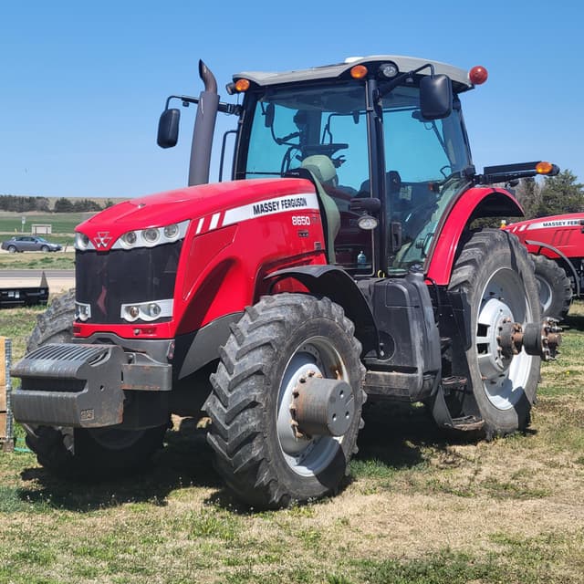 Image of Massey Ferguson 8650 equipment image 2