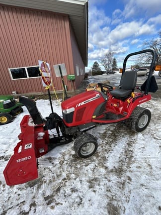 2011 Massey Ferguson GC2400 Equipment Image0