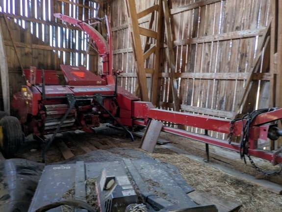 Image of New Holland FP240 equipment image 2