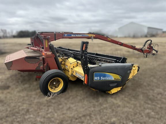 Image of New Holland H7150 equipment image 1