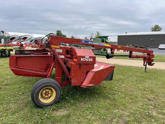 Image of New Holland H7450 equipment image 4