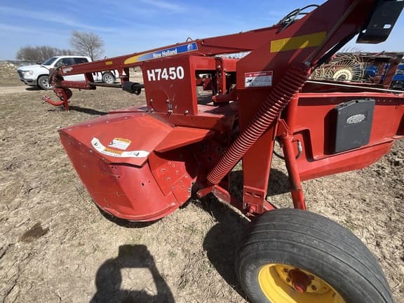 Image of New Holland H7450 Primary image