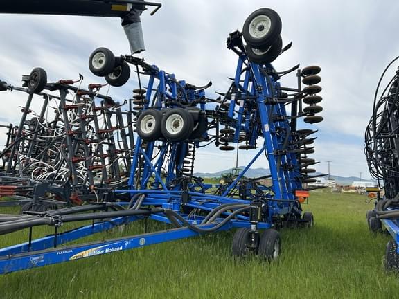 Image of New Holland P2050 equipment image 2