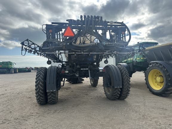 Image of New Holland SP.275R equipment image 4