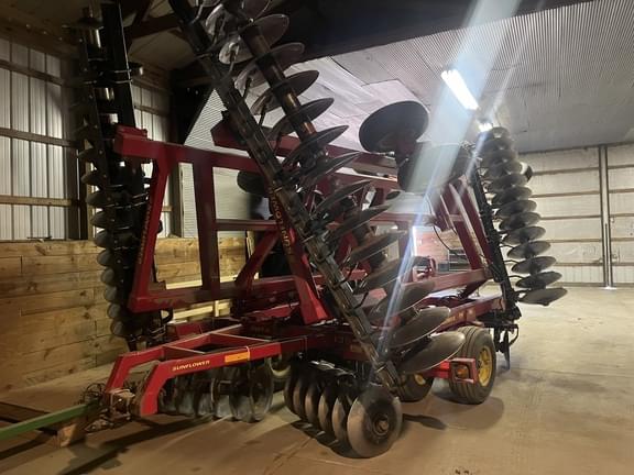 Image of Sunflower 1435 equipment image 1