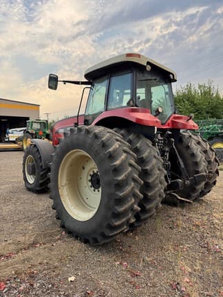 Image of Versatile 280 equipment image 2