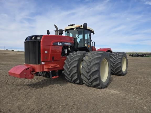 Image of Versatile 535 equipment image 1