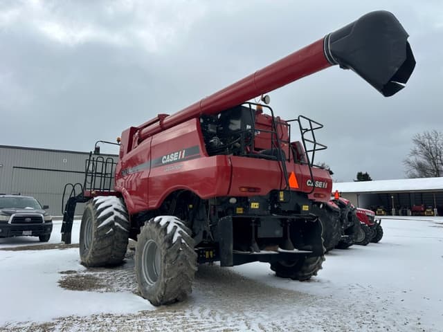 Image of Case IH 6130 equipment image 2