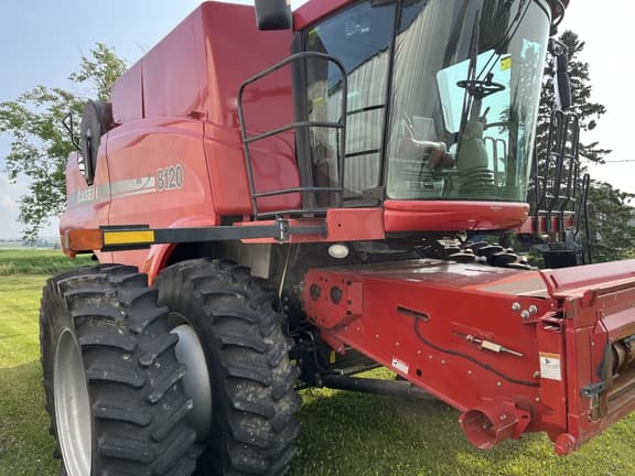 Image of Case IH 8120 equipment image 1