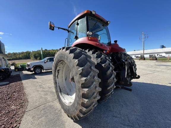 Image of Case IH Magnum 180 equipment image 4