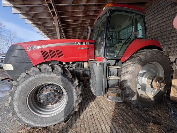 2012 Case IH Magnum 210 Equipment Image0