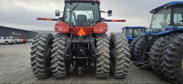 Image of Case IH Magnum 235 equipment image 4