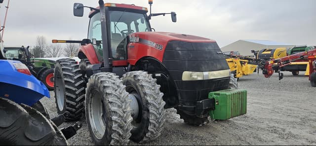 Image of Case IH Magnum 235 equipment image 1