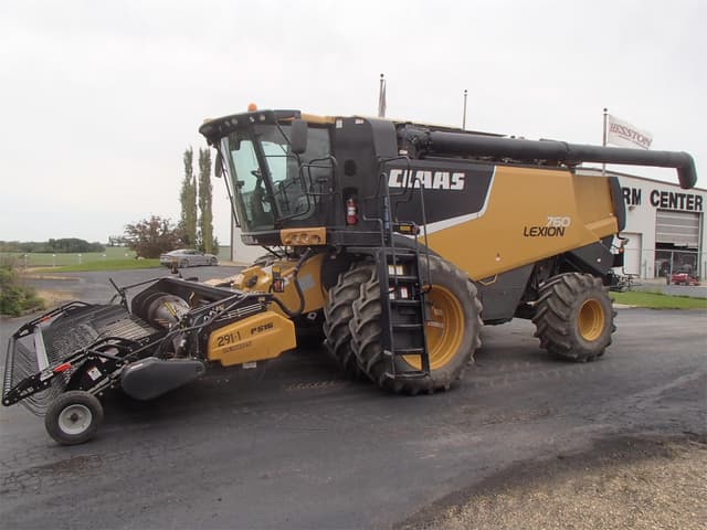 Image of CLAAS LEXION 760 equipment image 1