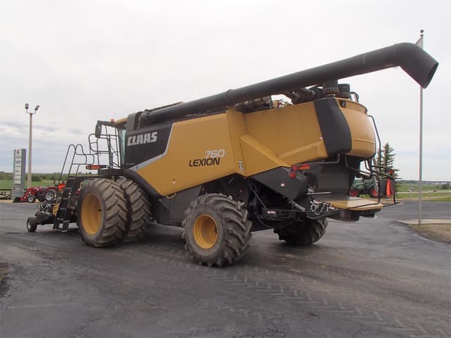 Image of CLAAS LEXION 760 equipment image 3