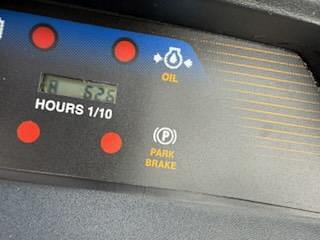 Image of Cub Cadet LTX1045 equipment image 3
