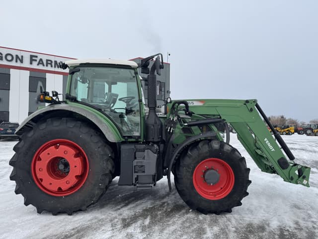 Image of Fendt 716 Vario equipment image 1