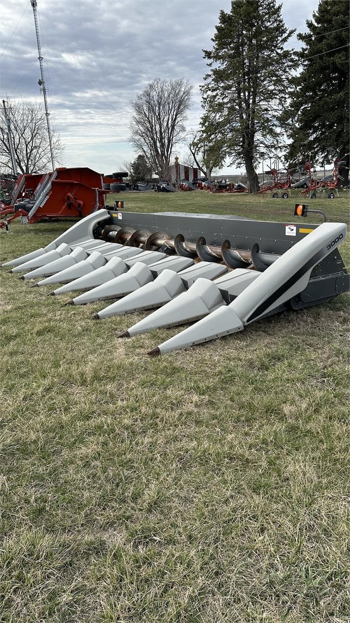 Image of Gleaner 3000 Image 1