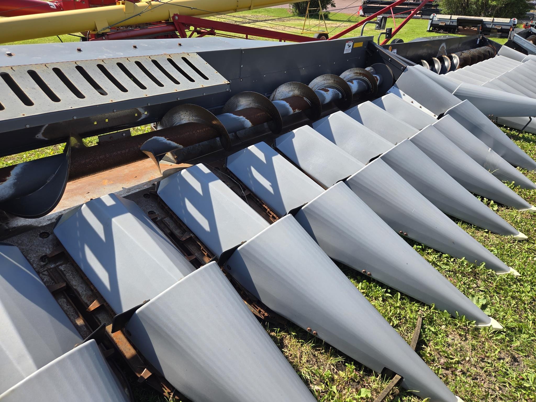 2012 Gleaner 3000 Equipment Image0