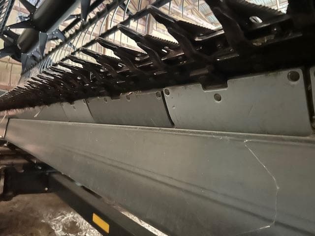 Image of Gleaner 9250 equipment image 2