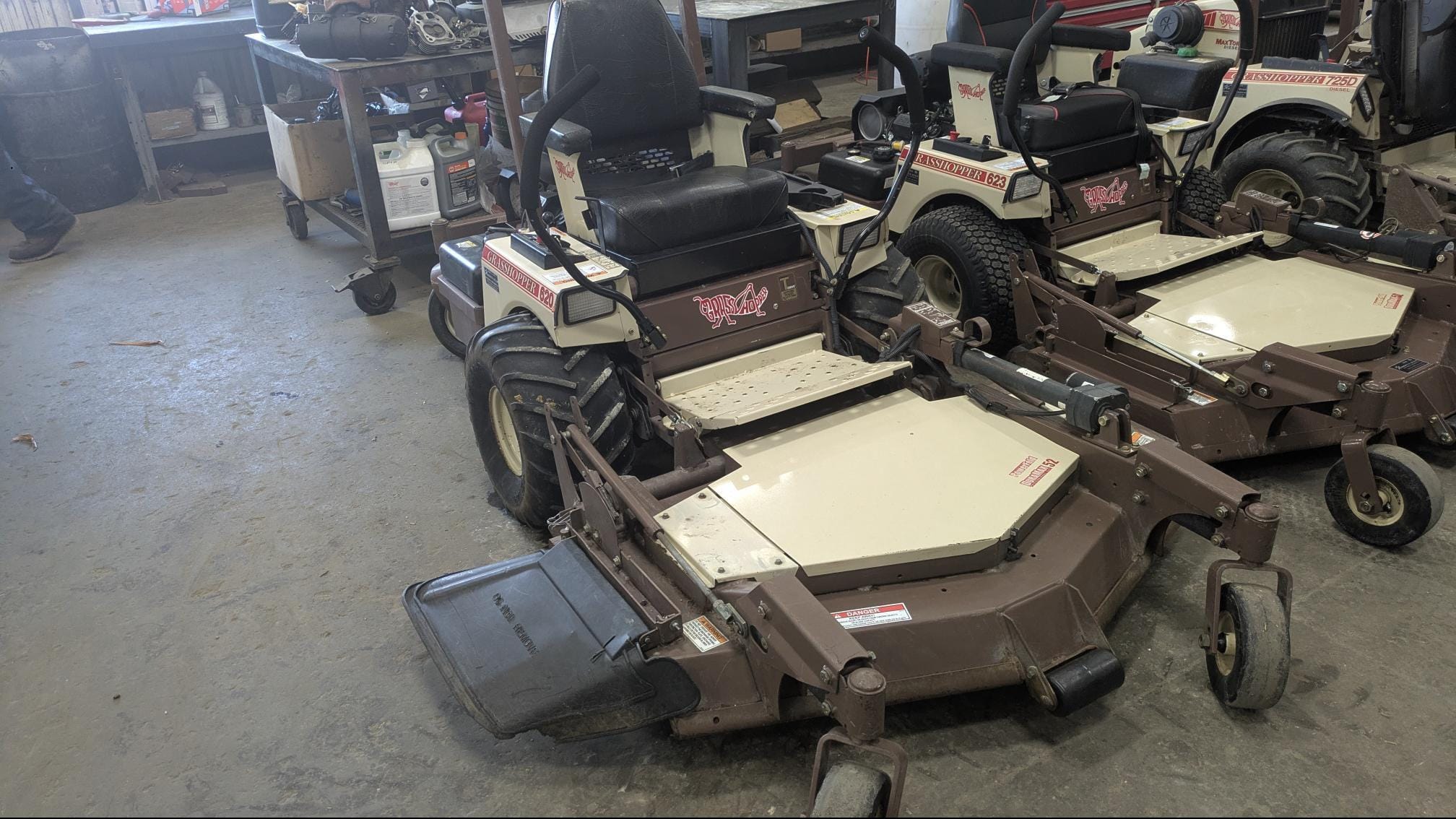 2012 Grasshopper 620T Equipment Image0